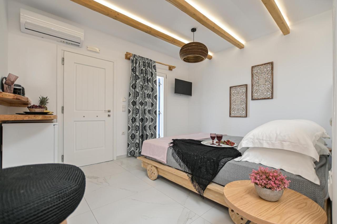 Alykes Studios & Suites Agios Prokopios  Exterior foto